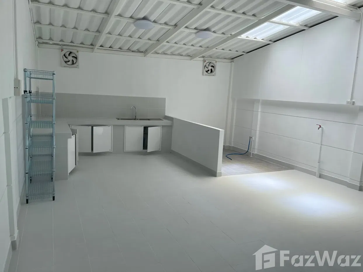 picture Rent Town Home (Town Avenue Srinakarin) completely renovated 1645376 - 3/9