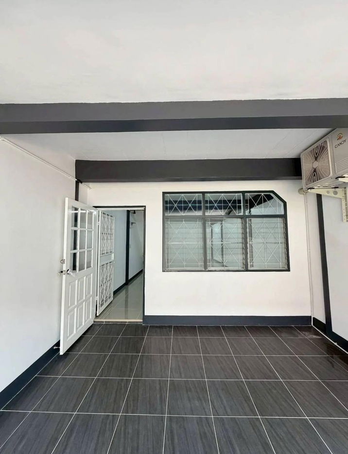 รูป T 1467 ให้เช่า ทาวน์เฮ้าส์ 2 ชั้น รีโนเวทใหม่ ม.พระปิ่น2 ซ.บรมราชชนนี70 บ้านสวย พร้อมอยู่ ราคา 8,000 บาท - รูปที่ 4/18