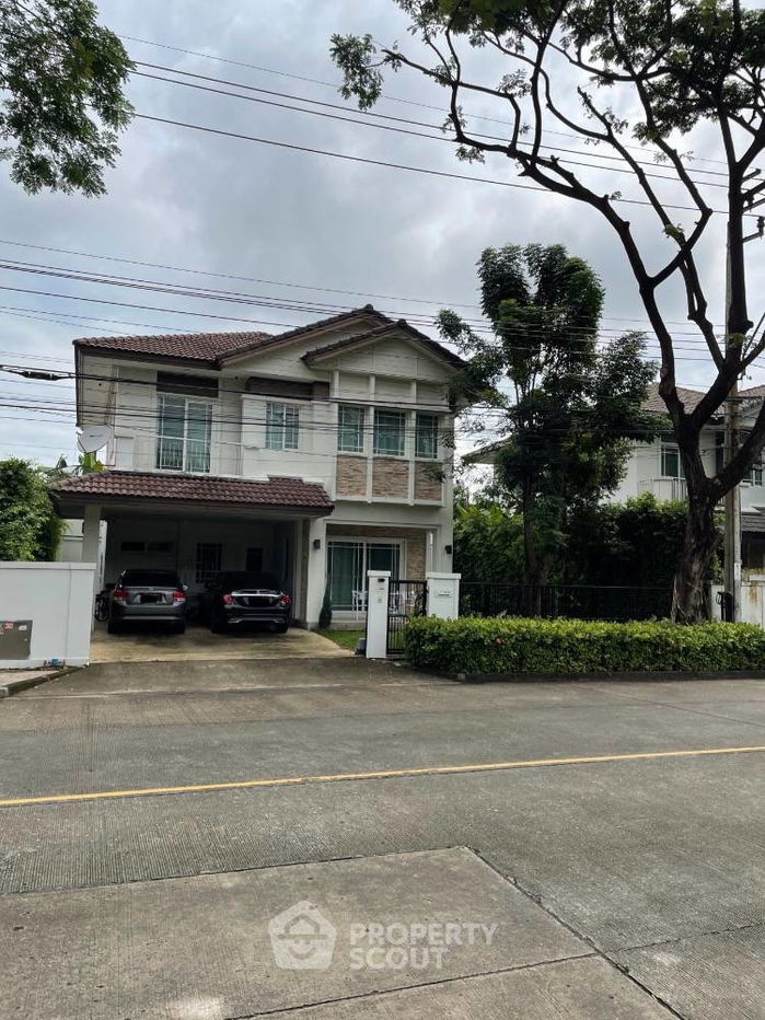 picture 3-BR House at Manthana Ramintra - Wongwean in Khan Na Yao (ID 1620319) - 1/7