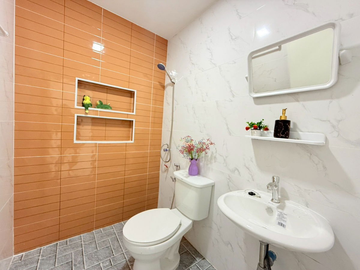 รูป  ทาวน์เฮาส์ 2 ชั้น รีโนเวทใหม่ ทำเลดี แถมเฟอร์นิเจอร์ครบครัน หมู่บ้าน มารวย2 ถนนพหลโยธิน54/1 สายไหม บางเขน - รูปที่ 10/21