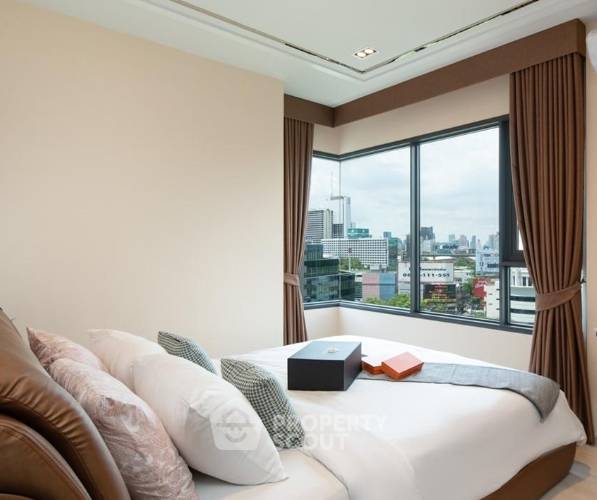 picture 2-BR Condo at Life One Wireless near BTS Phloen Chit (ID 2447476) - 3/5