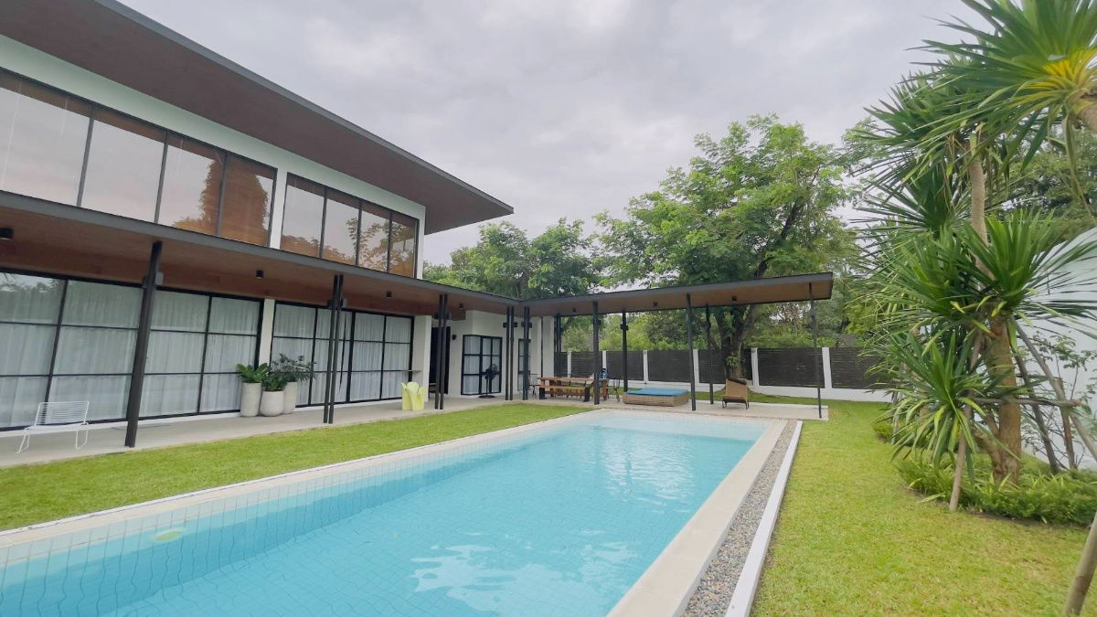 picture  Luxury house for rent with 4 bedrooms, 5 bathrooms, 1 kitchen, fully furnished with a private pool and large garden. - 2/23