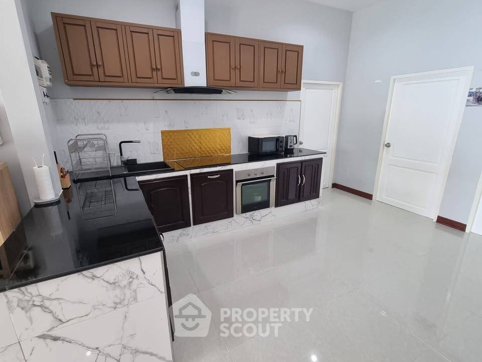 รูป บ้าน 4-ห้องนอน ที่ เดอะ โกลด์ หัวหิน ใน ทับใต้ (ID 2461262) - รูปที่ 3/14