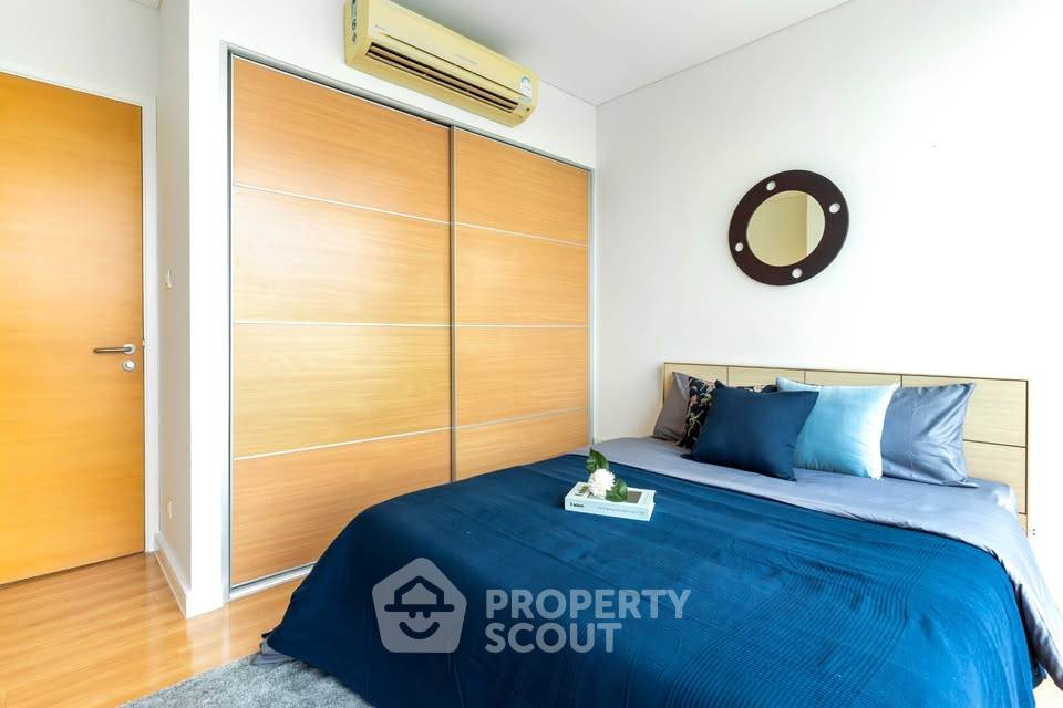 picture 2-BR Condo at Fullerton Sukhumvit near BTS Ekkamai (ID 2369470) - 14/33