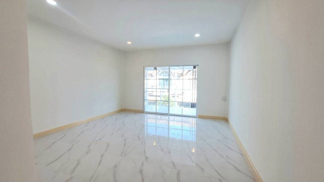 รูป 🏠 ขายบ้านรีโนเวท ราคาดี หมู่บ้านมนวดี วัดลาดปลาดุก  ราคา 1.59 ลบ  ✅ฟรีโอน ✅ - รูปที่ 11/20