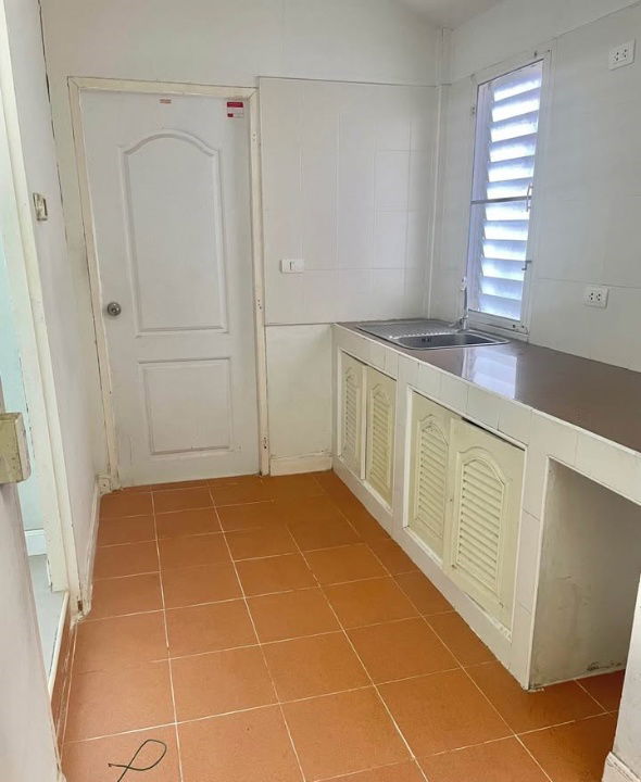 รูป ให้เช่าบ้านเดี่ยวสองชั้น 4 ห้องนอน 3 ห้องน้ำ 1 ห้องครัว - รูปที่ 4/9