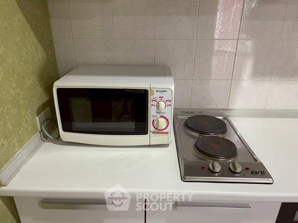 picture 2-BR Condo at Noble Refine Prompong near BTS Phrom Phong (ID 2441245) - 10/11