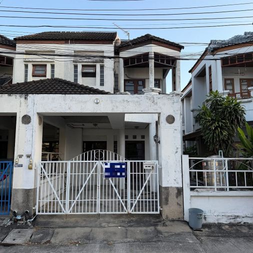 3-bed townhouse for rent, 37 sq wah, Chuan Chuen Pattanakan