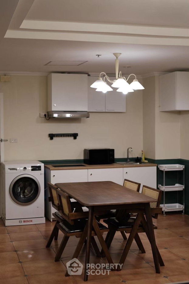 รูป คอนโด 1-ห้องนอน ที่ เดอะ รอยัล เพลส 2 ใกล้ BTS ราชดำริ (ID 2455833) - รูปที่ 3/11