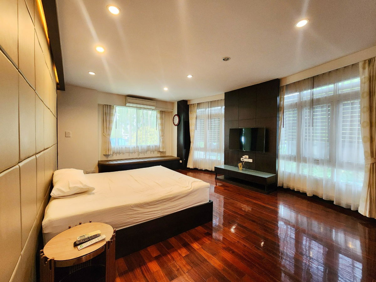 รูป HR3059ให้เช่าบ้านเดี่ยวหรู โครงการบ้านลาดพร้าว Exclusive and Residence ติดถนนเลียบด่วนเอกมัย- รามอินทราใกล้ห้าง เซ็นทรัล อีสวิล ใกล้ทางด่วน    - รูปที่ 46/51