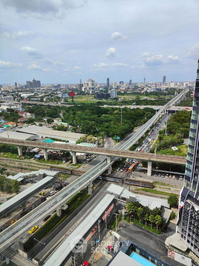 picture 1-BR Condo at Lumpini Place Srinakarin-Huamak near ARL Hua Mak (ID 1939156) - 15/16