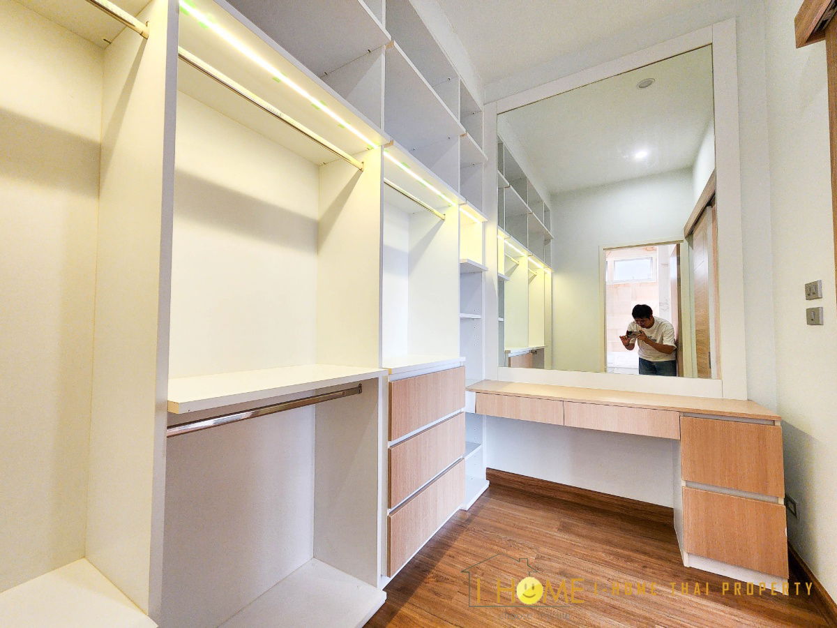 รูป ให้เช่า Pool Villa  2ชั้น  มี 4 ห้องนอน 5 ห้องน้ำ 1 ห้องครัว จอดรถได้ 2 คัน  - รูปที่ 31/50