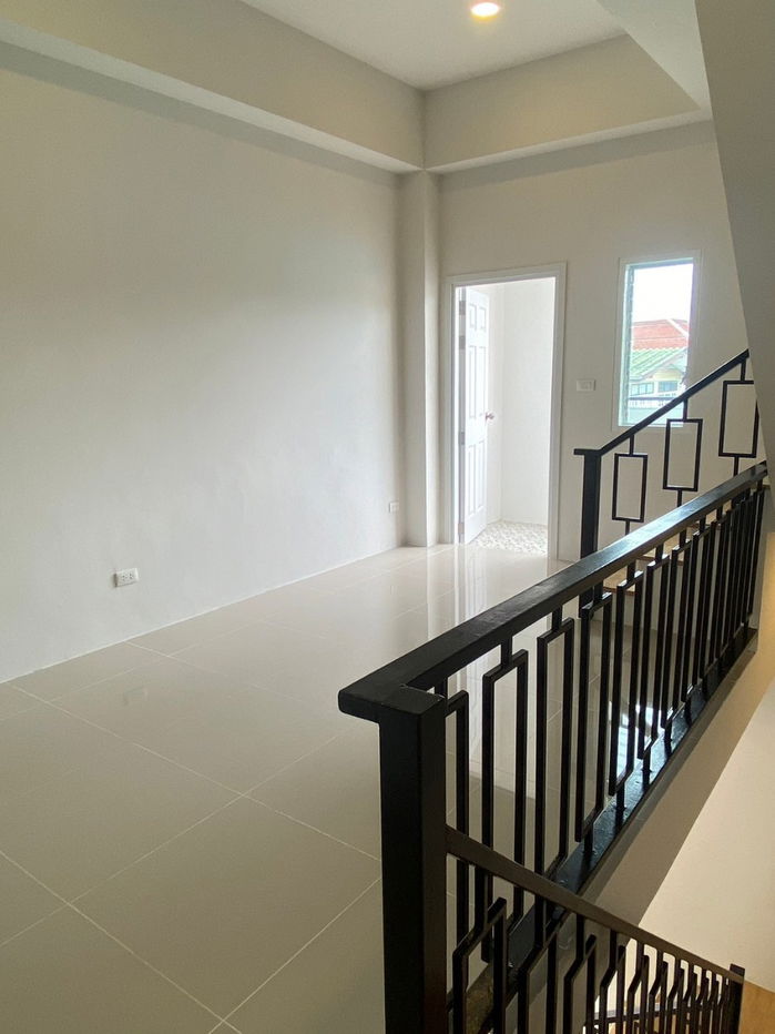 รูป THE TOUCH 28 อาคารพาณิชย์สร้างใหม่ 3 ชั้น 3 ห้องนอน 4 ห้องน้ำ ซอยทรัพย์บุญชัย 28 - รูปที่ 12/26