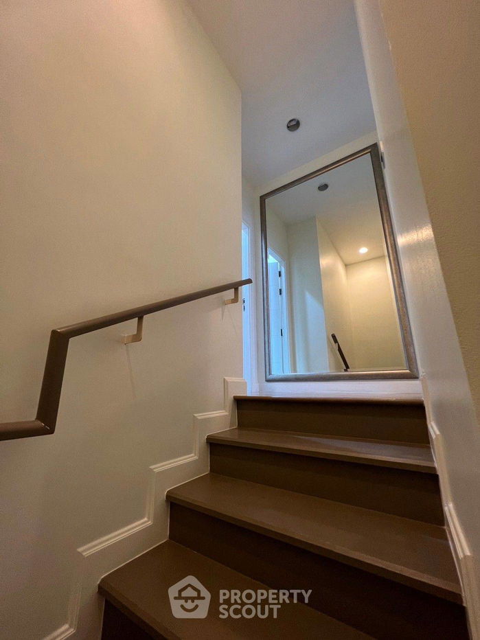 picture 3-BR Condo at The Crest Sukhumvit 34 near BTS Thong Lor (ID 1804635) - 19/36