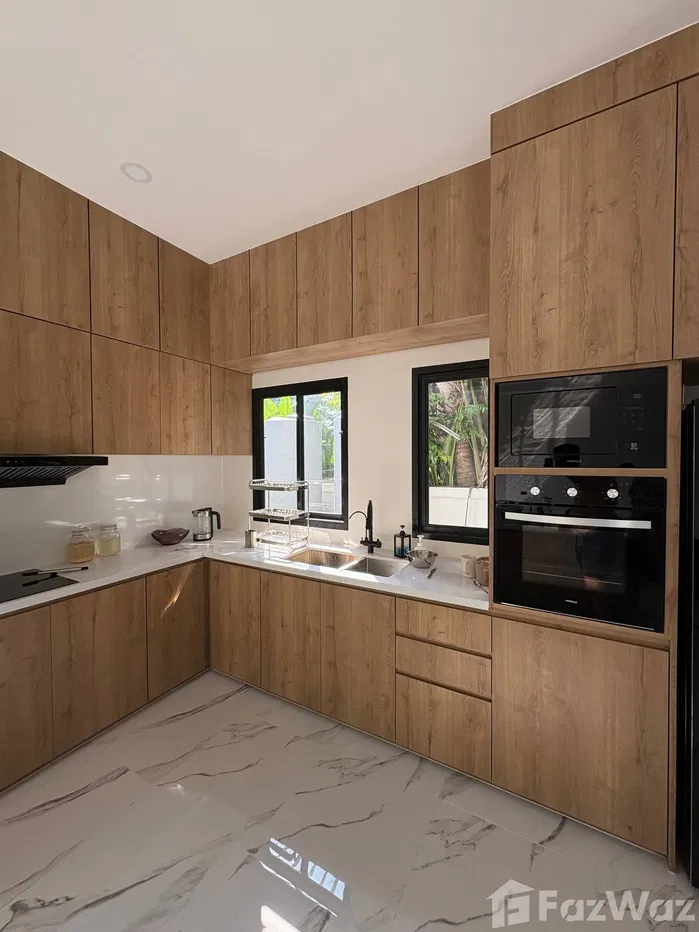 picture 3 Bedroom Villa for sale in Rawai, Phuket  5904281 - 2/7