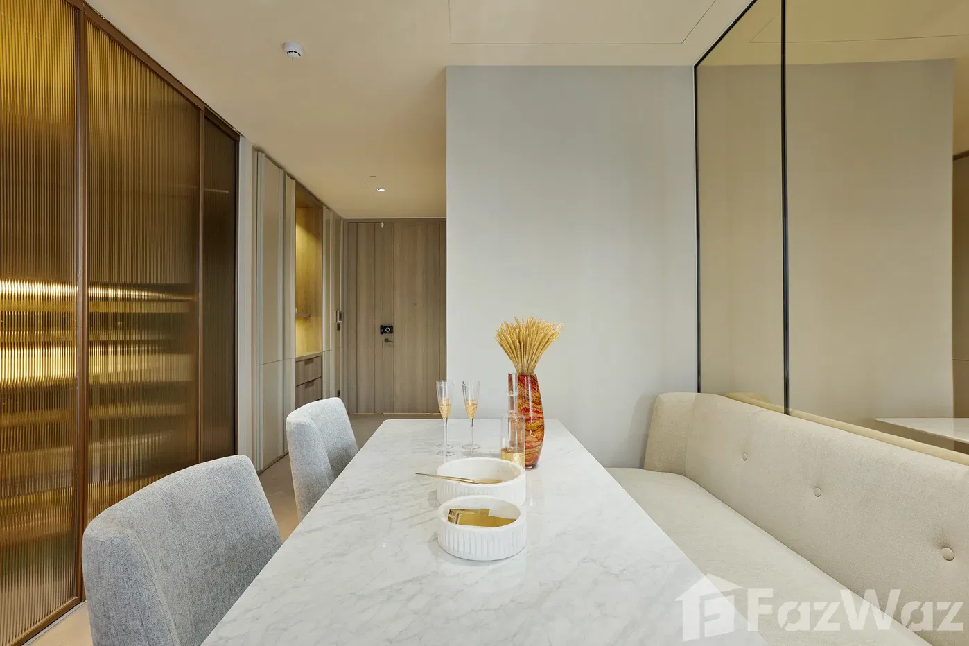 picture New building. 15 min walk to Saladaeng BTS station. 1668426 - 12/13