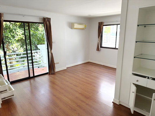 รูป [ให้เช่า] หมู่บ้าน นวธานี เรสซิเดนซ์ เสรีไทย / 3 ห้องนอน 3 ห้องน้ำ / 200 ตรว. 350 ตรม. **65,000** บ้านเดี่ยวหลังใหญ่ ใกล้ห้างแฟชั่นไอซ์แลนด์ - รูปที่ 8/15