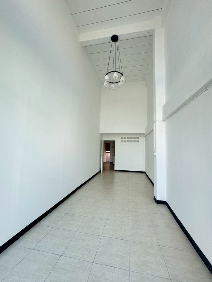 picture For rent, for rent, for rent, building, townhouse, Sukhumvit 101/1, cheap price, interested, Line: @951qfbfi - 17/19