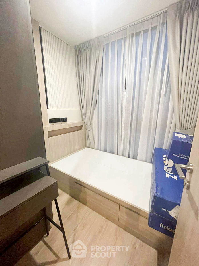 picture 2-BR Condo at Nue District R9 near MRT Phra Ram 9 (ID 2459967) - 7/8