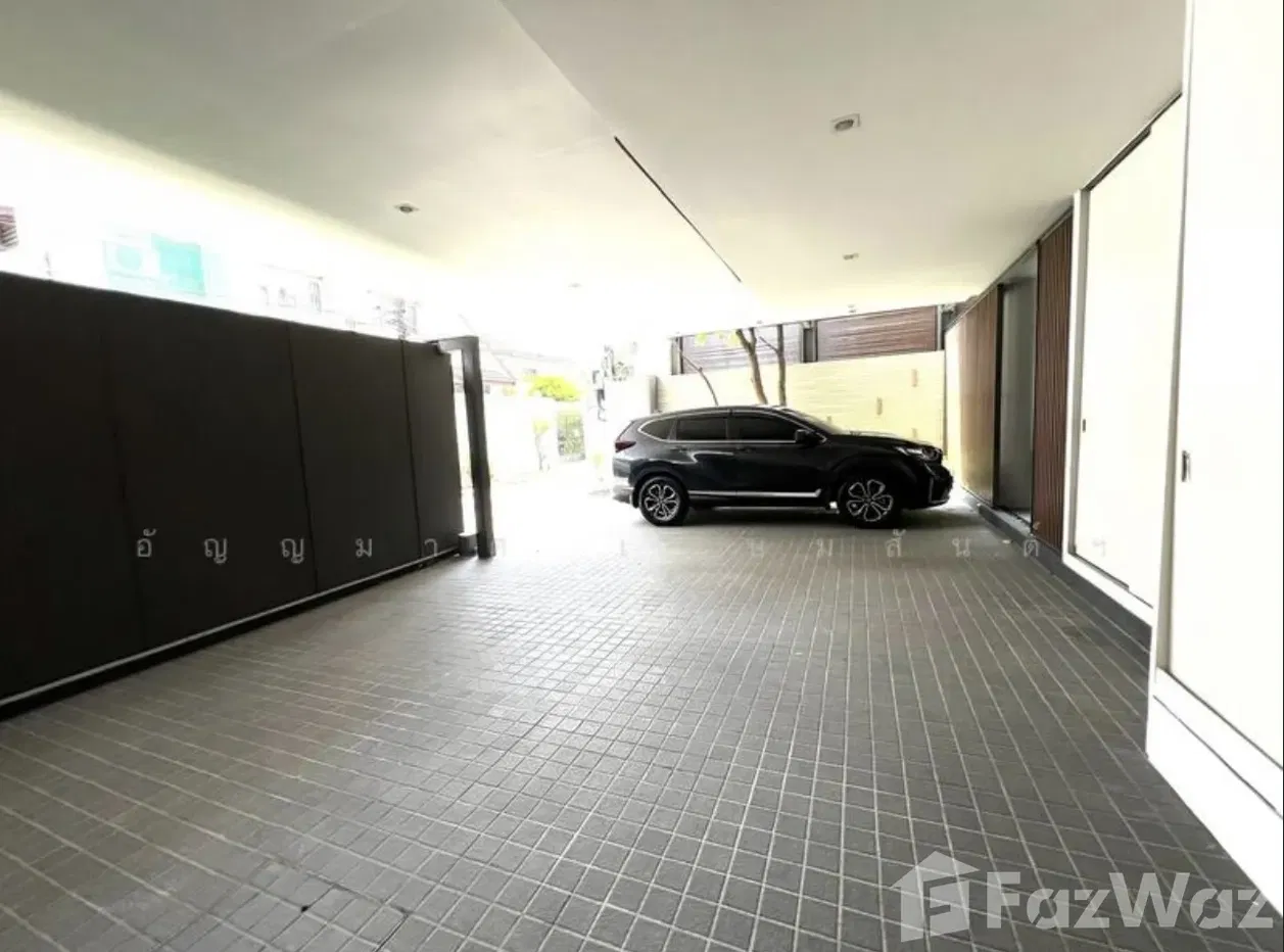 picture 5 Bedroom House for sale at VILLAZZO 10  5904354 - 24/24