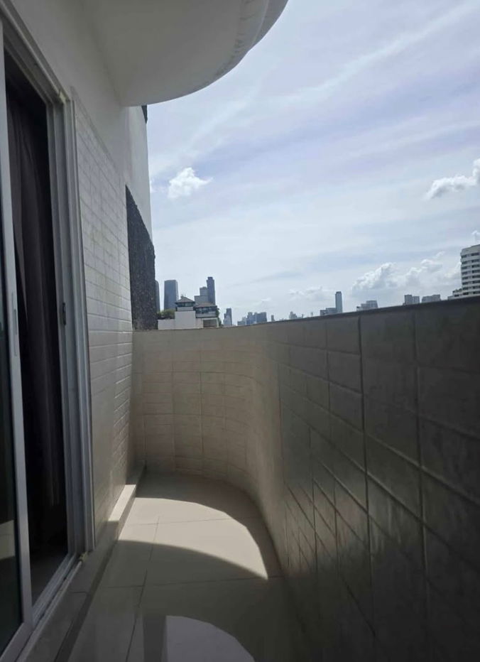 picture #R7961 ð 021268 Condo for rent La Maison 22 Sukhumvit 22 - 3/6