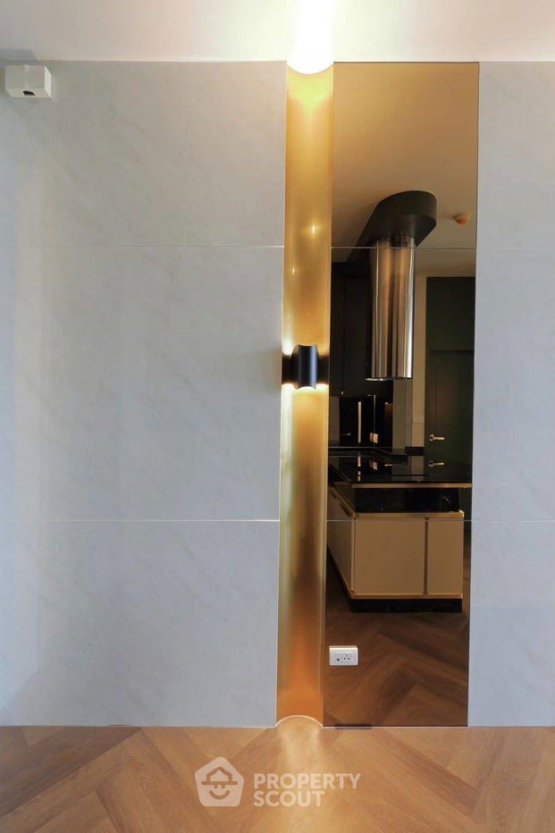 picture 1-BR Condo at Noble Ploenchit near BTS Phloen Chit (ID 2457441) - 6/27