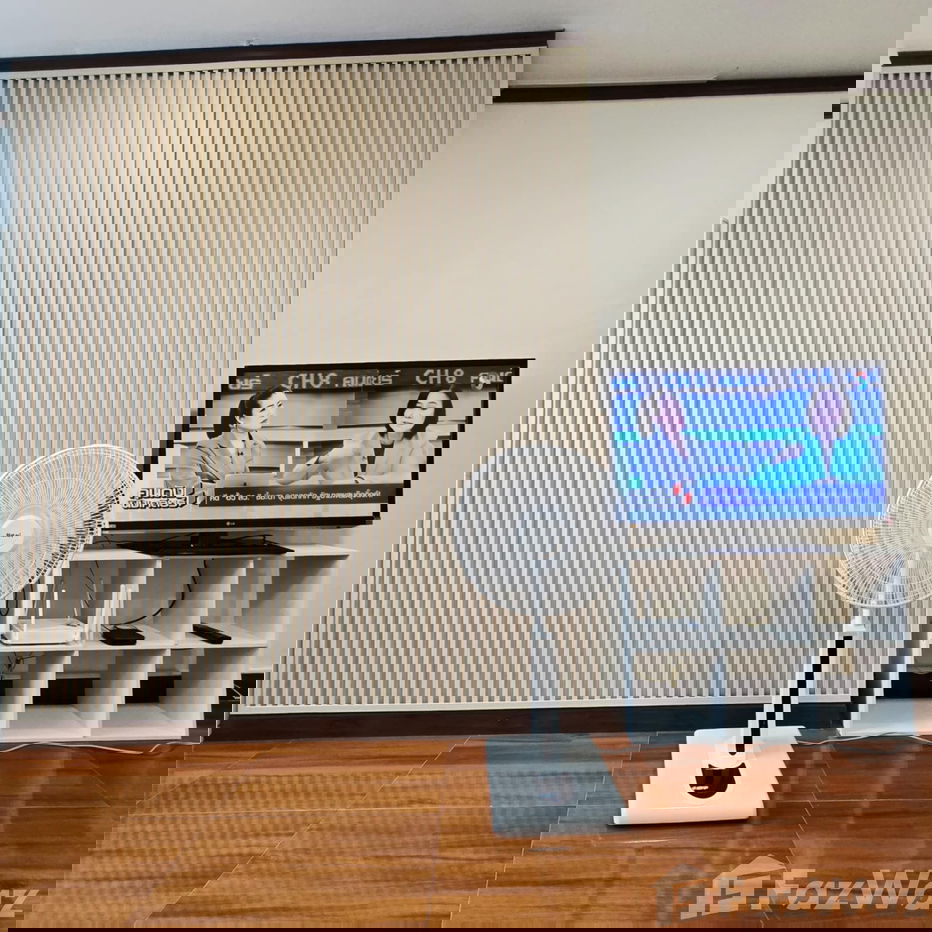 รูป Tastefully Refurbished Condo at Subkaew Tower | 11th Floor | 5550361 - รูปที่ 7/13