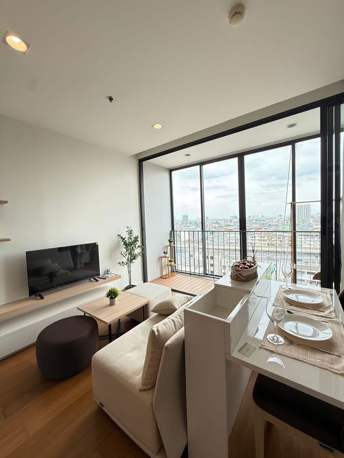 picture MN3149 Bright Wongwian Yai Full Furnitured and electrical - 2/6