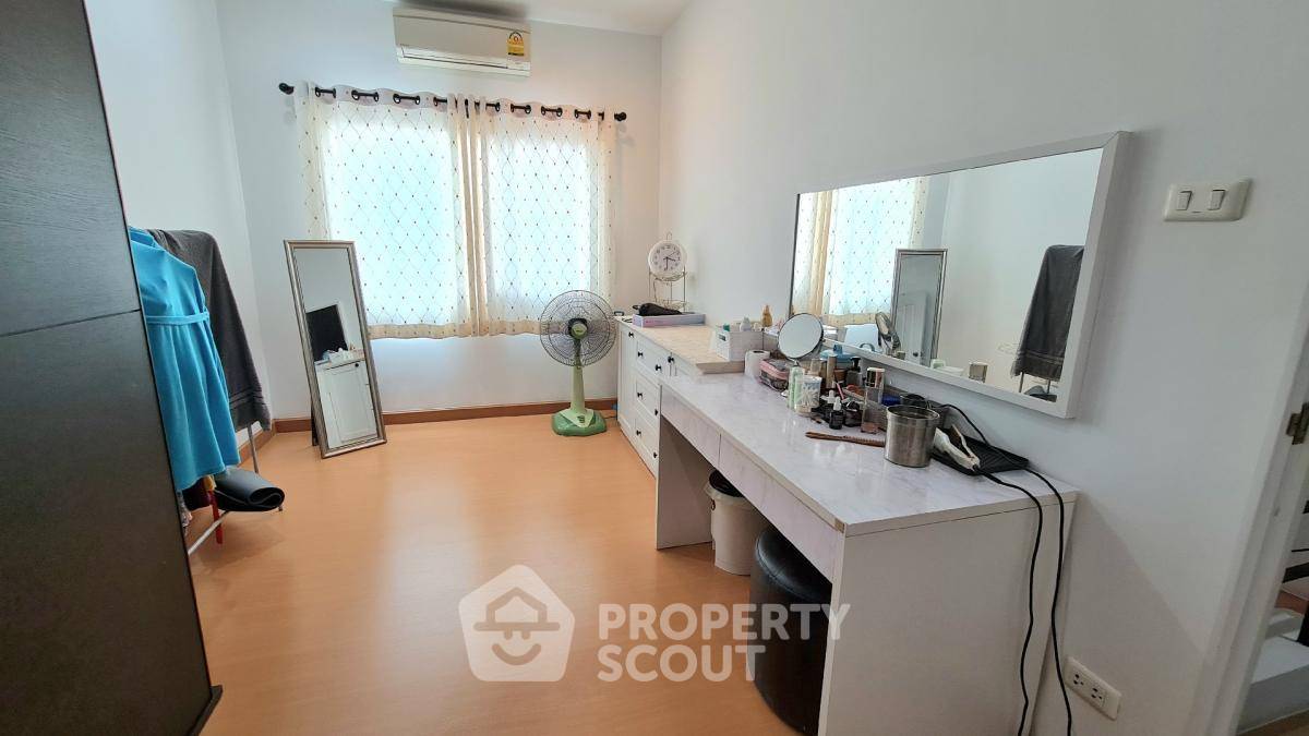 รูป ทาวน์เฮาท์ 3-ห้องนอน ใน สวนหลวง (ID 2013888) - รูปที่ 17/24