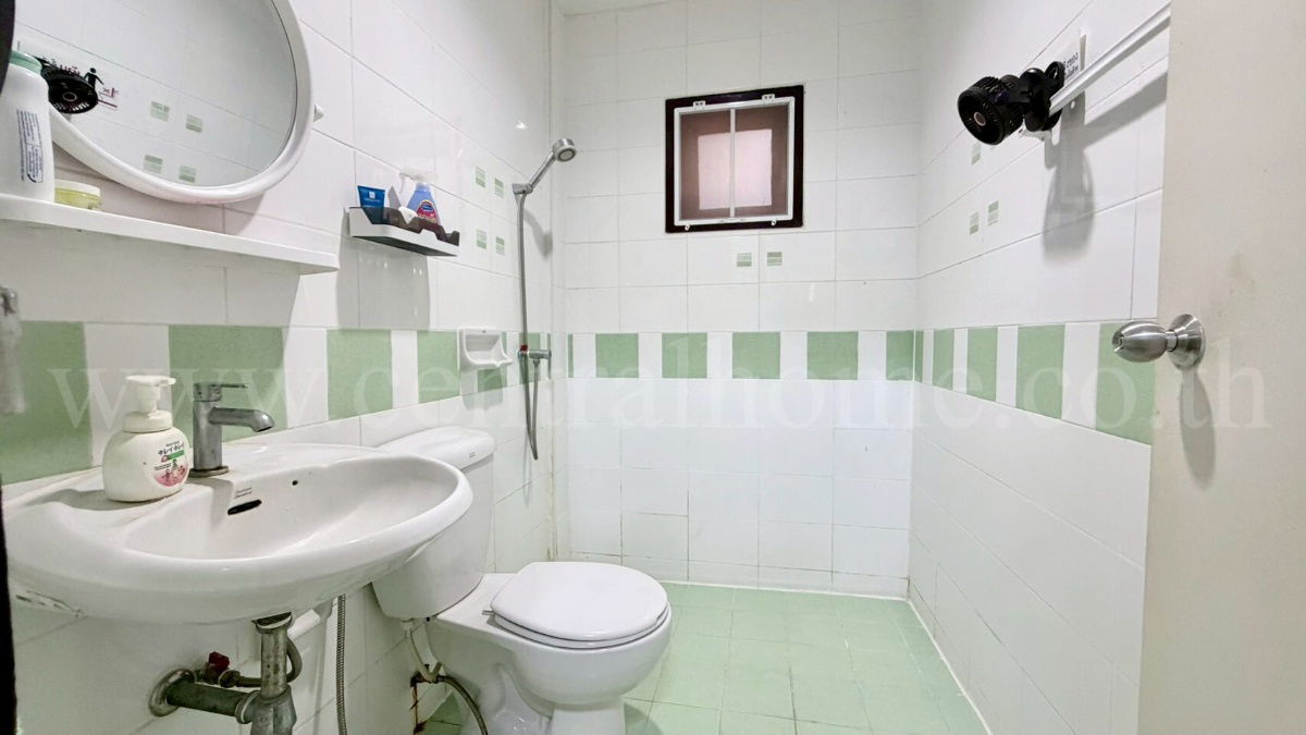 รูป ทาวน์เฮ้าส์ เค.ซี. รามอินทรา 6 พระยาสุเรนทร์ 45 หน้าบ้านไม่ชนใคร - รูปที่ 9/16