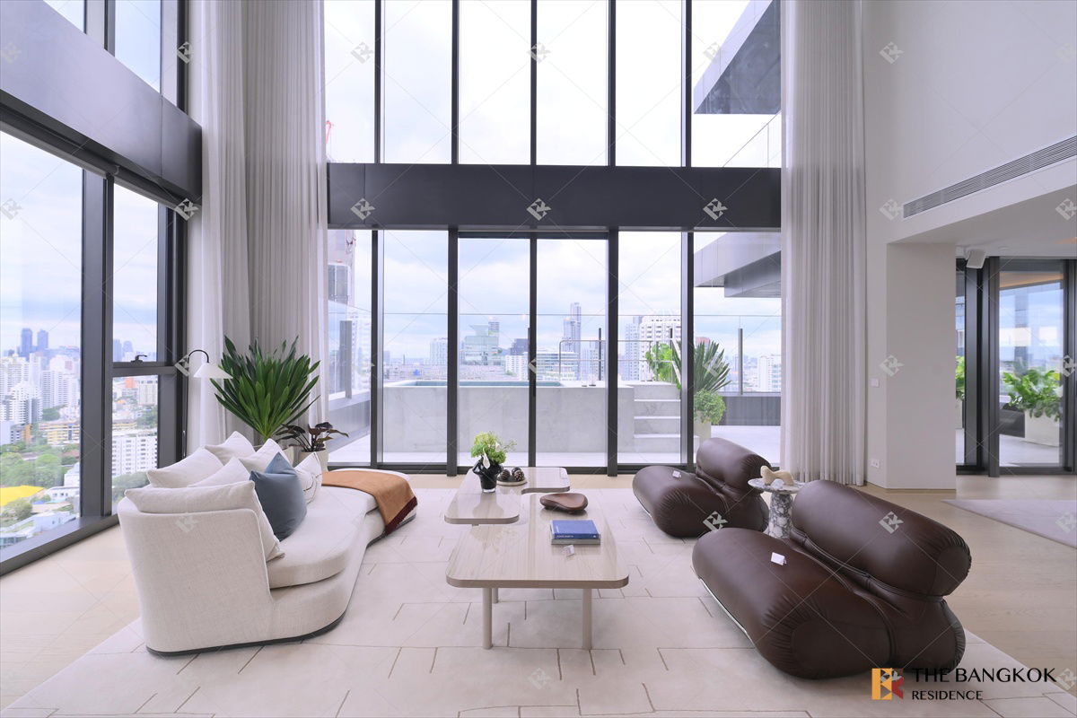 รูป 💎Ultimate Luxury! Triplex Penthouse 💎 - Scope Thonglor near Bts Thong Lo 🚆 - รูปที่ 24/31