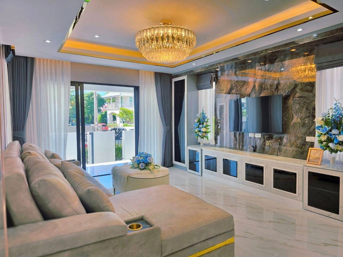 รูป บ้านเดี่ยวพูลวิลล่าพัทยา 3 ห้องนอน | ติดสุขุมวิท ตกแต่งพร้อมอยู่ - รูปที่ 10/40