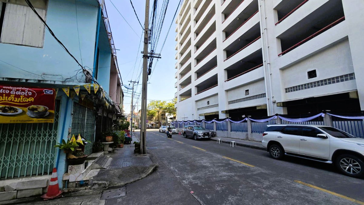 picture For sale: 2-storey shophouse/building, 12 sq.wah, Soi Charoen Krung 63, near Bangkok South Criminal Court, Wat Suthi, Bang Rak, Yannawa, Sathorn. - 10/12