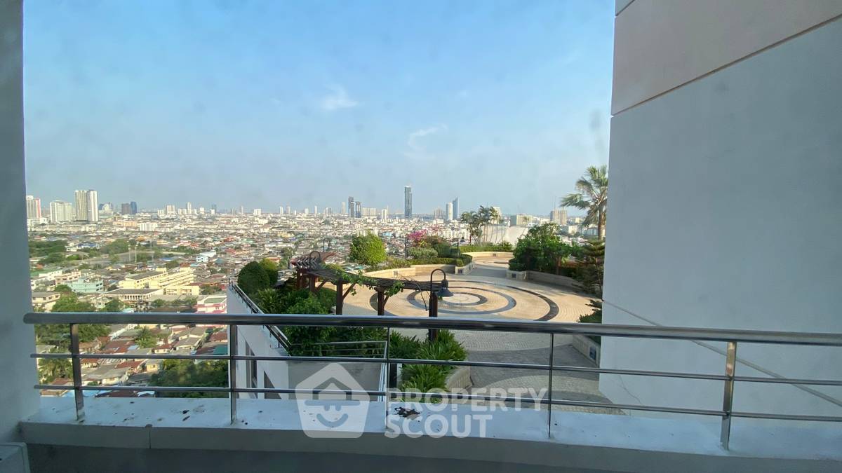 picture 3-BR Condo at River Heaven Chareonkrung in Bang Kho Laem (ID 414302) - 2/21