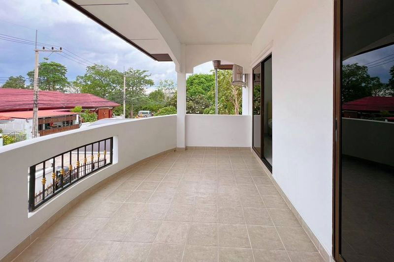 รูป ให้เช่า Royal View Village (รอยัล วิว วิลเลจ) 4 ห้องนอน 3 ห้องน้ำ - รูปที่ 12/14