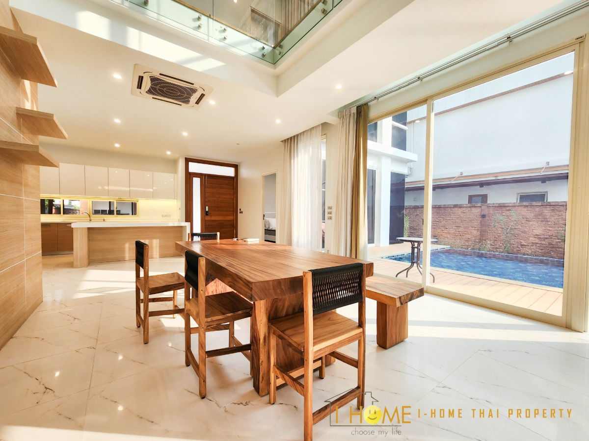 รูป ให้เช่า Pool Villa  2ชั้น  มี 4 ห้องนอน 5 ห้องน้ำ 1 ห้องครัว จอดรถได้ 2 คัน  - รูปที่ 14/50