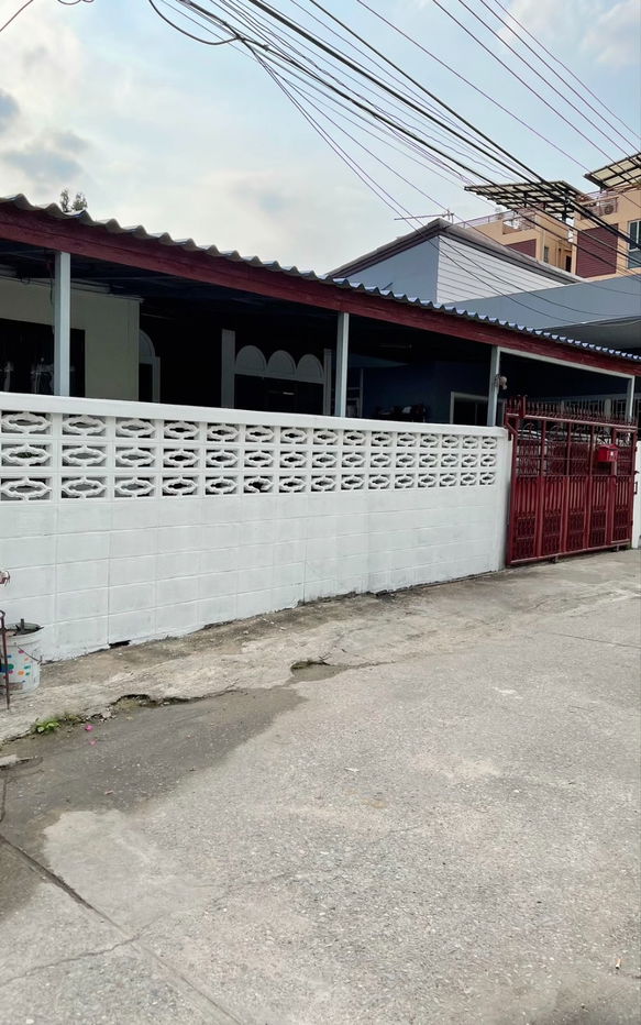 รูป บ้านเดี่ยว 1 ชั้น ลาดพร้าว64 แยก 4 ถนน รัชดา - สุทธิสาร ใกล้ MRTสุทธิสาร    พื้นที่ขนาด 50 ตรวา - รูปที่ 2/8