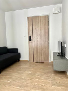 🌈Huai Khwang/Ratchada 18 ~ 28 sq m ~ Plenty of food 😋  🏦 Condo for rent, 1.4 km from MRT Huai Khwang, 20 baht motorbike taxi, 5 minutes 