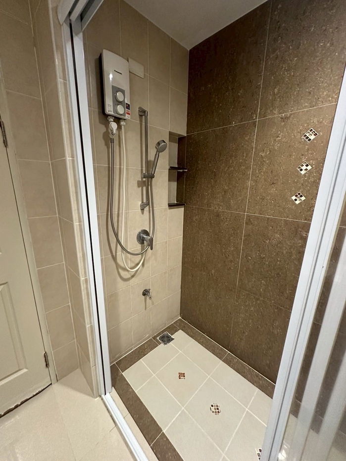 รูป RB21983 ให้เช่าบ้านเทาวน์โฮม 3ชั้น โครงการ บ้านกลางเมือง เอสเซ้นส์ สาทร - ตากสิน 2 แอดไลน์ @930jwqti ( มี @ ด้วย) แอดมินตอบไว - รูปที่ 16/21