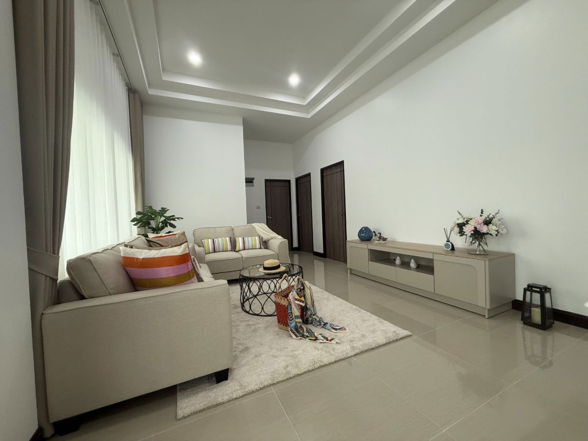 รูป ขายบ้านเดี่ยว 3 ห้องนอน รีโนเวทใหม่สวย เนื้อที่ 52ตร.ว. เฟอนิเจอร์และเครื่องใช้ไฟฟ้าครบ พร้อมอยู่ - รูปที่ 6/10