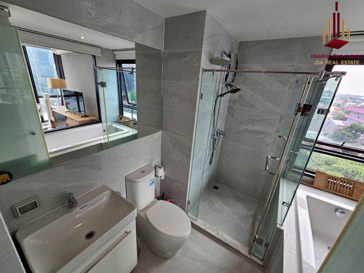 picture ✨ For Rent : RHYTHM Ekkamai Condo ✨  💰 Only 65,000  thb/month - 8/9