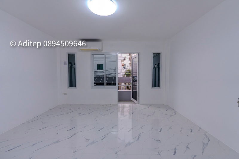 picture Townhome for sale in Nam Daeng-Bang Phli 14, completely renovated, beautiful like a new home, near MRT Sri Dan, 3 Fl, 23 sq m, 3 bedrooms, 3 bathrooms - 14/26