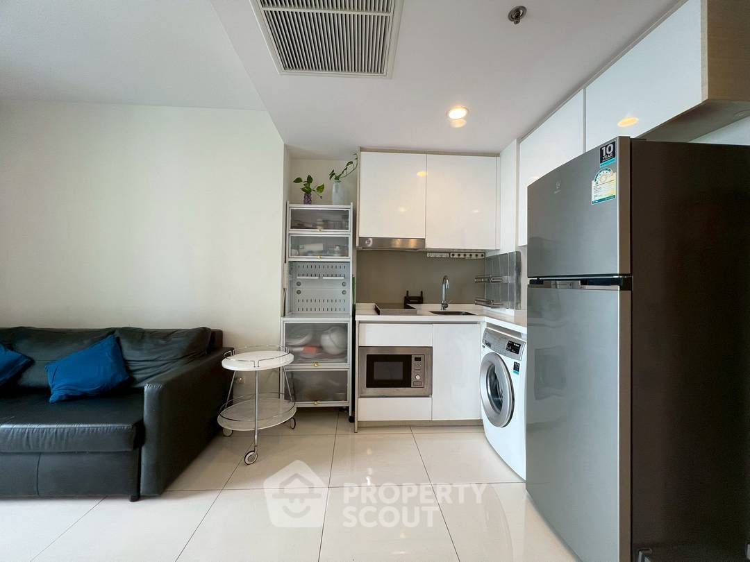 picture 1-BR Condo at The Riviera Wongamat close to Sanctuary of Truth (ID 2458199) - 3/11