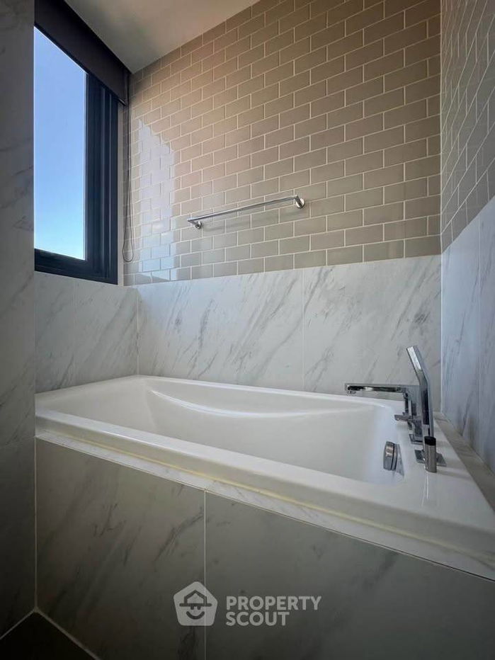 picture 2-BR Condo at XT Phayathai near BTS Phaya Thai (ID 2461827) - 19/20