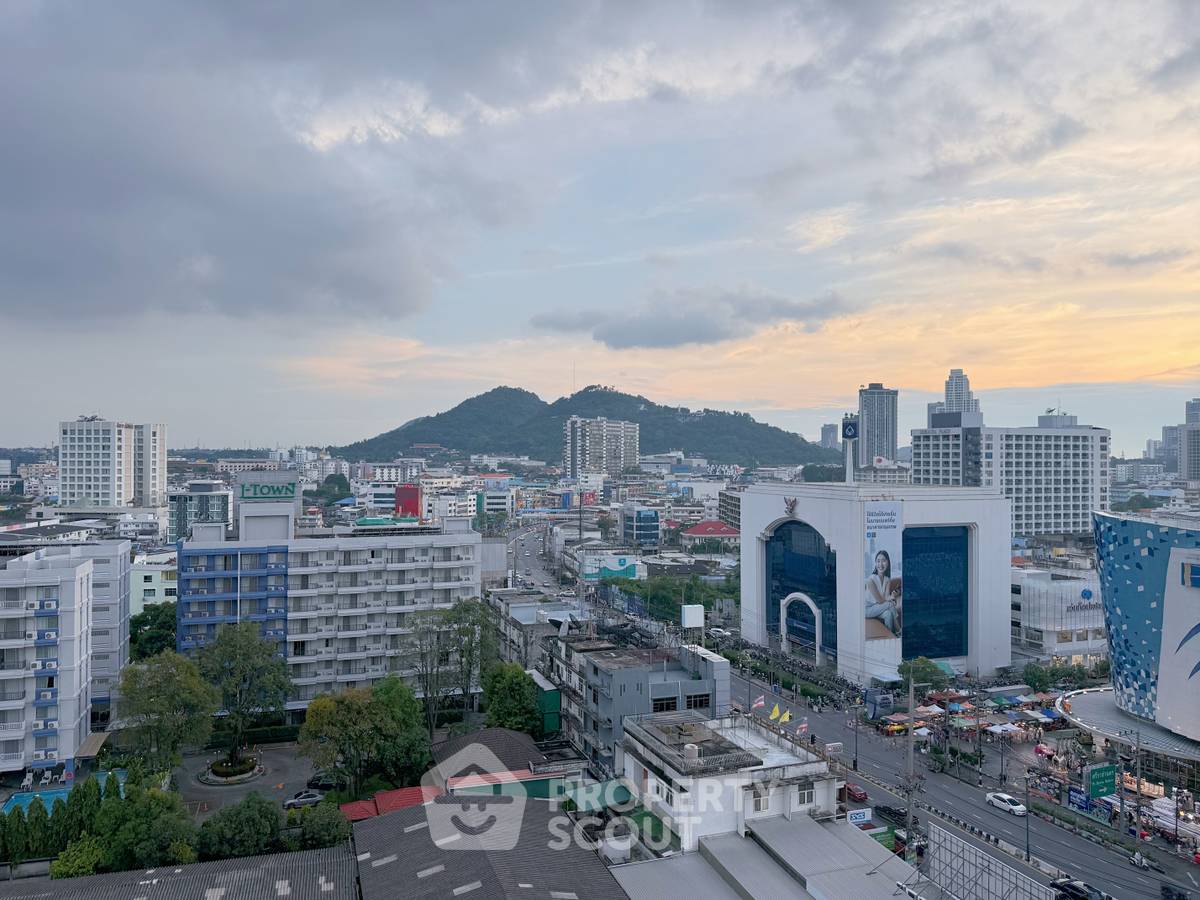 รูป คอนโด 1-ห้องนอน ที่ คีน เซ็นเตอร์ ศรีราชา ใน ศรีราชา (ID 2461876) - รูปที่ 13/16