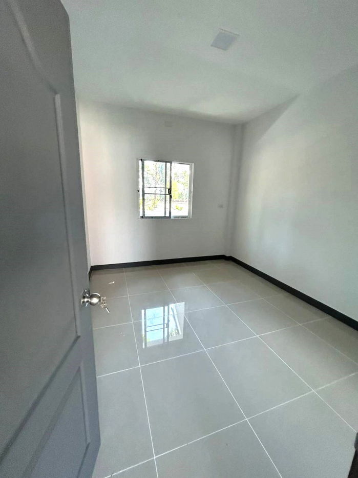 picture Single-storey detached house for sale  3 bedrooms 2 bathrooms and 2 parkings. - 7/13