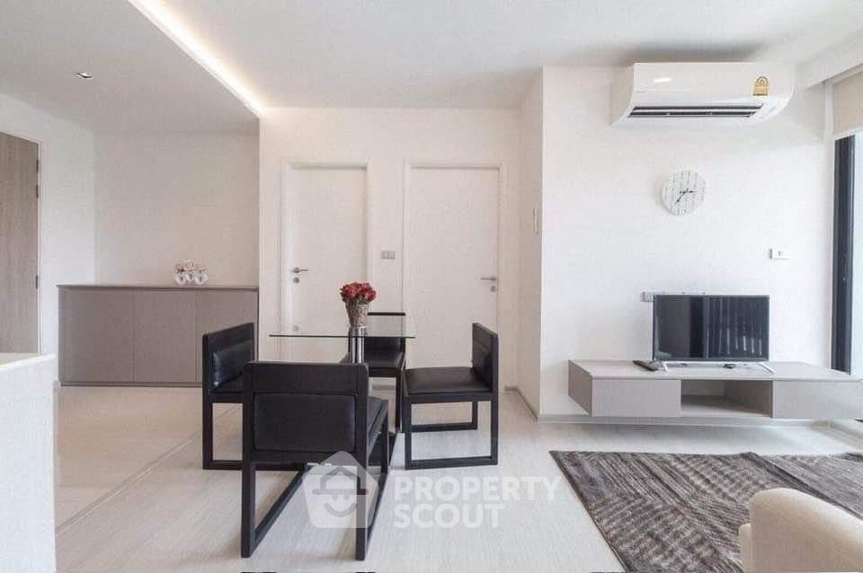 picture 2-BR Condo at Vtara 36 near BTS Thong Lor (ID 2389109) - 2/10