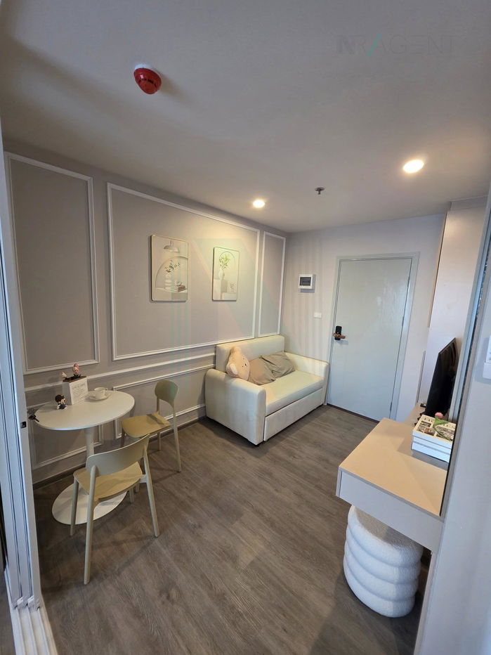 picture For Rent Condo REGENT HOME WUTTHAKAT Building A, Floor 34,1 bed room, Room size 26 sqm - 1/8