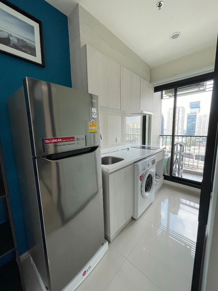 picture #R7981 🎉 021268  Condo for rent Life Asoke - 7/11