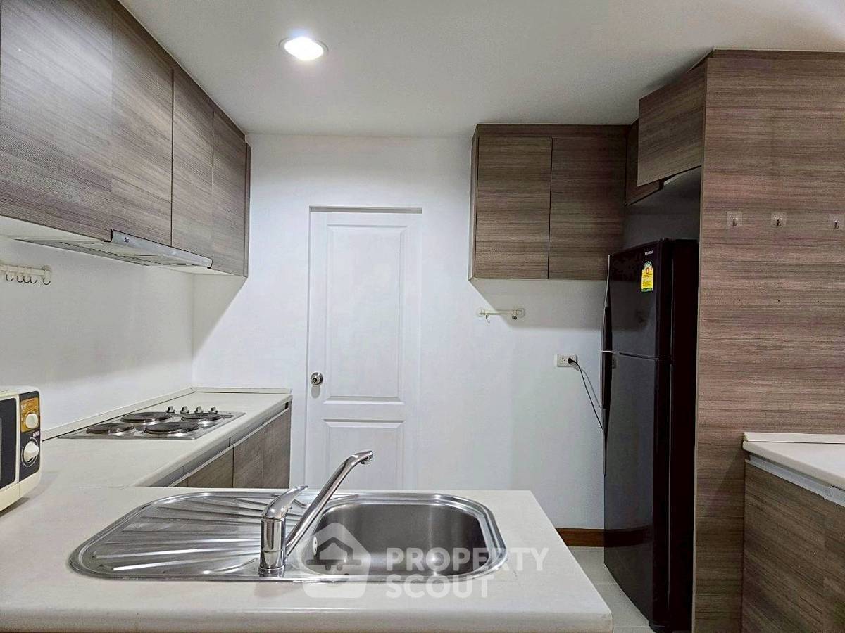 picture 2-BR Condo at Belle Grand Rama 9 near MRT Phra Ram 9 (ID 2458730) - 7/16